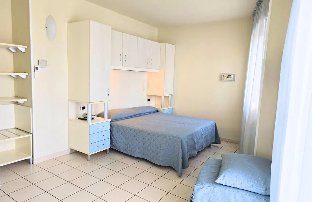 Hotel Residence Hr Civi-1